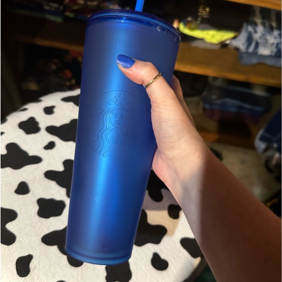 Blue frosted Starbucks Tumbler - Picture 2 of 4